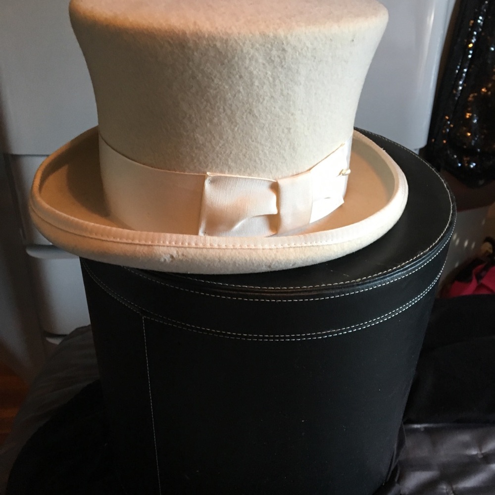Off White Top Hat - image 6